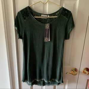 NWT Womens DANTELLE Soft Green Lace back tee Size Medium